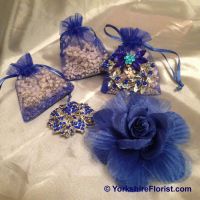 blue brooch confetti gift bags